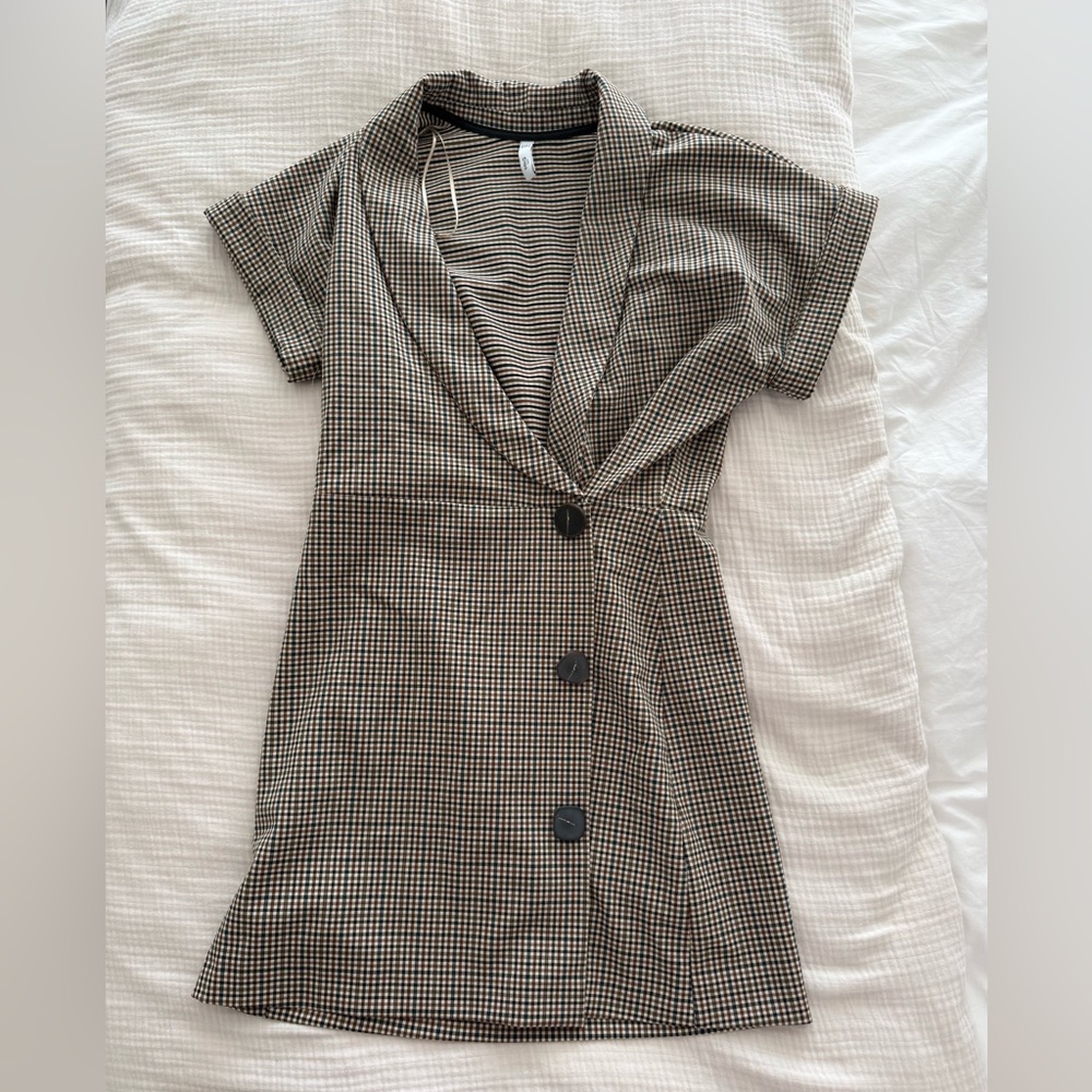 MANGO Checked Short Sleeve Button-Front Dress in Black and Cream